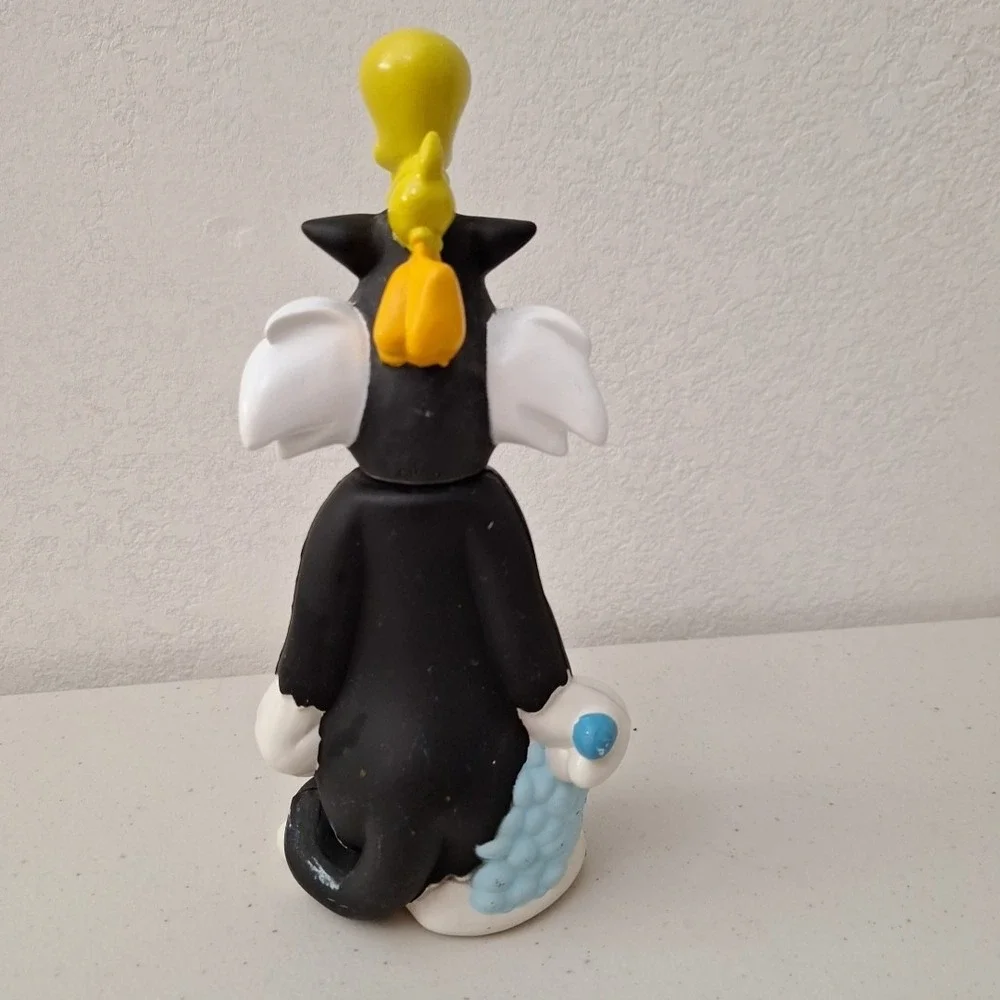 Vtg NEW FULL Minnetonka Sylvester and Tweety Bird Shampoo‎ 9